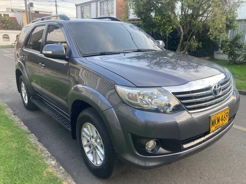 Toyota Fortuner 2.7l 4x2