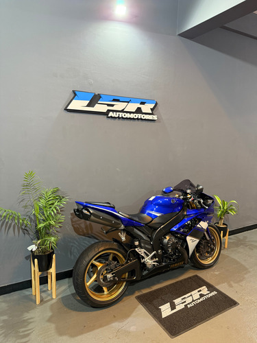 Yamaha-r1