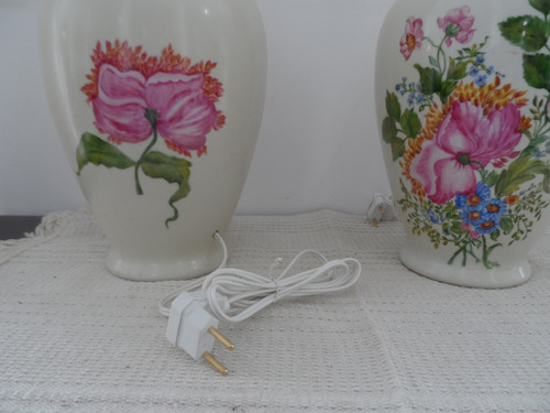 Par De Base De Abajur Antigo Em Porcelana (Usado)