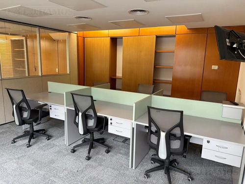 Edificio En Alquiler O Venta De 1300 M2 En Lomas De San Isidro