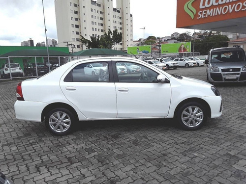 Imagem 7 de 9 de Toyota Etios 1.5 X Plus Sedan 16v Flex 4p Automático