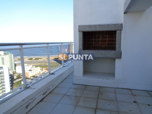 Imagen 2 de 30 de Pent House En Torre De Categoría