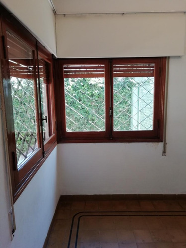 Barrio Juniors - Se Vende Casa De 2 Dorm - Patio Con Asador - Disponibilidad Inmediata