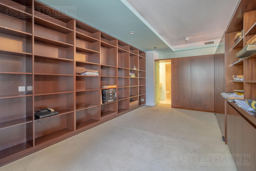 Alquiler De Oficina De 260 M2 En San Isidro