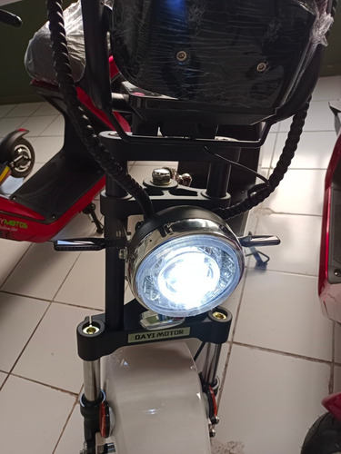 Imagen 11 de 16 de Moto Electrica 2000w Bateria 20 Amper. Garantia Citymotos