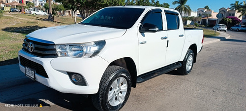 Toyota Hilux sr 2.7 Cabina Doble Sr Mt