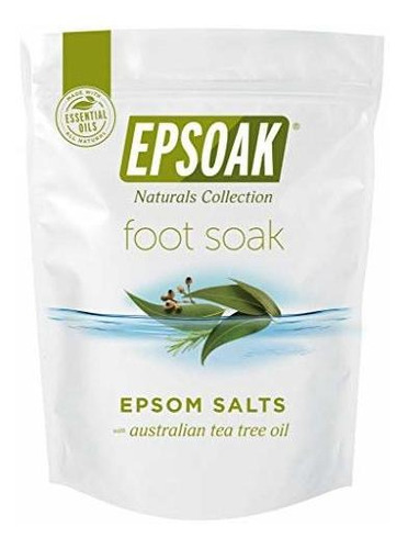 Pie De Aceite De Árbol De Té Empapado Con Epsoak Epsom Sal 