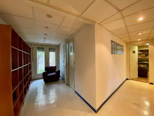 Imagen 9 de 30 de Oficina En Venta En El Centro De San Isidro - S.isi.-vias/libert.