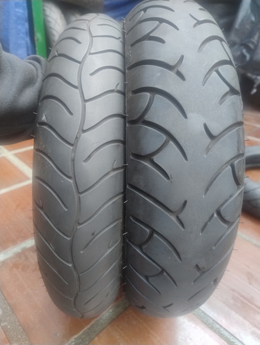 Pneu 110/70-16 + 130/70-16 Moto Feelfree Metzeler (Usado)