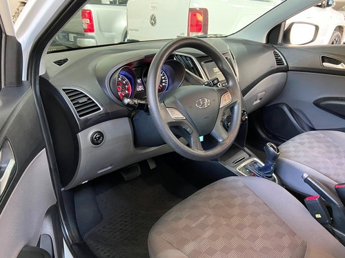 Imagem 7 de 8 de Hyundai Hb20s 1.6 Comfort Plus Aut