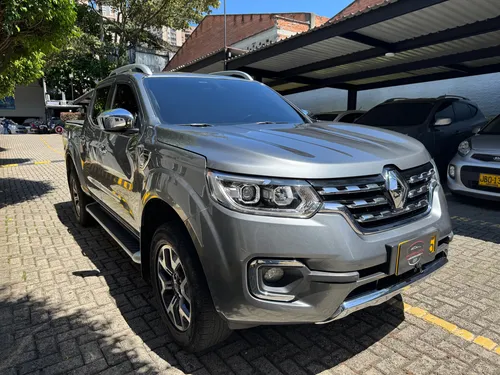 Renault Alaskan 2.5 Intense 4x4