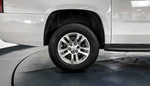 Imagen 14 de 15 de 21824 - Chevrolet Suburban 2015 Con Garantía At