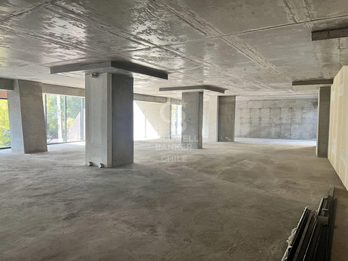 Oficinas En Arriendo  Edificio Clase A En Providencia