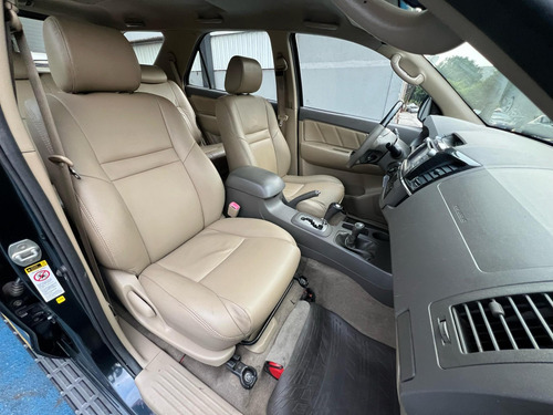 Toyota Hilux SW4 I/ SRV4X4