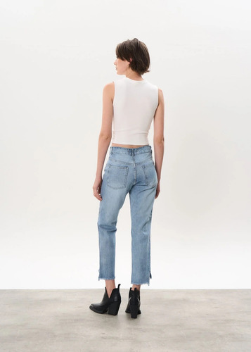Pantalón Mom De Jean Rígido Tiro Medio - Lenny