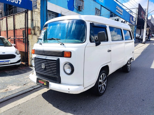 Volkswagen Kombi 1.4 Standard Total Flex 3p