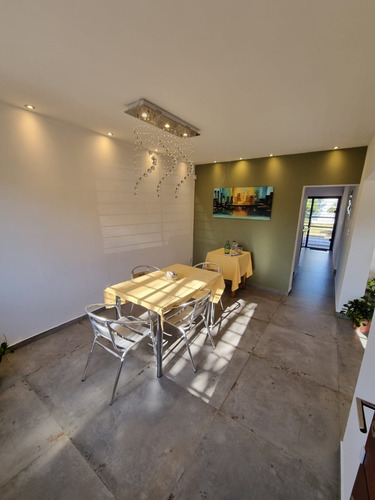 Imagen 5 de 30 de Casa Totalmente Reciclada En Las Toscas 982lt