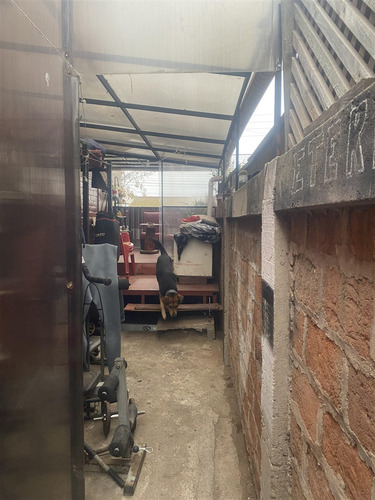 Casa En Venta De 3 Dorm. En Concón