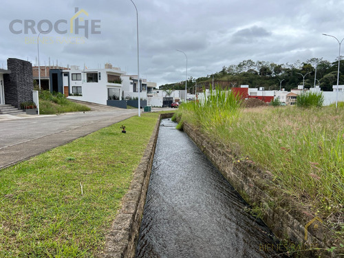 Terreno En Venta Zona Monte Magno Xalapa Veracruz, Ubicado En El Fraccionamiento La Cúspide Residencial Nueva Etapa Uso De Suelo Multifamiliar