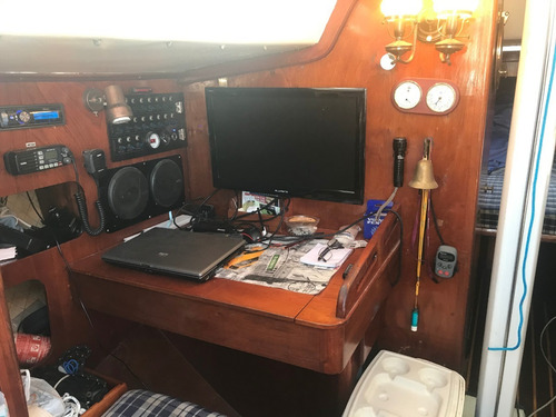 Velero Cp 30 De Regata Volvo 13 Hp Dsl