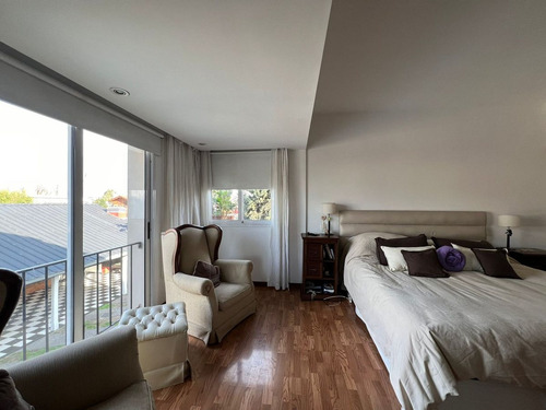 Venta Casa 6 Ambientes 600 M2- Castelar Norte