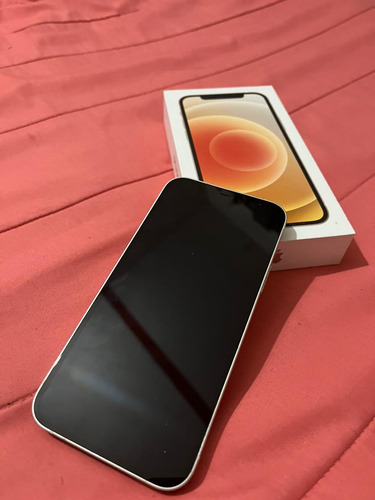 Apple iPhone 12 (128 Gb) - Blanco (Usado)
