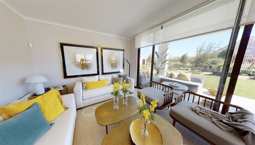 Casa En Venta, Nueva De 3d-3,5b. En Colina
