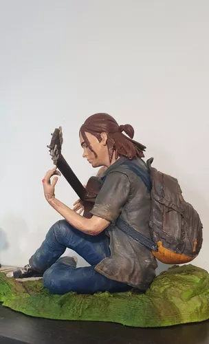 Action Figure Ellie (Com Violão)