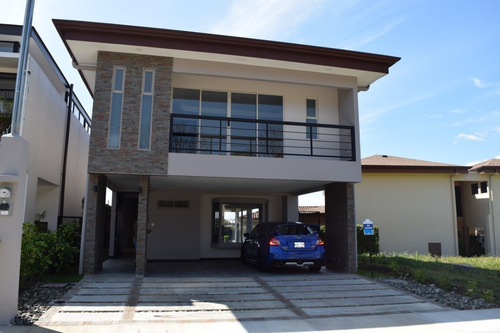 Imagen 19 de 20 de Venta Casa En San Roque De Barva, Condominio Camino Del Sol, Nueva Con Acabados De Lujo Y Zona Verde