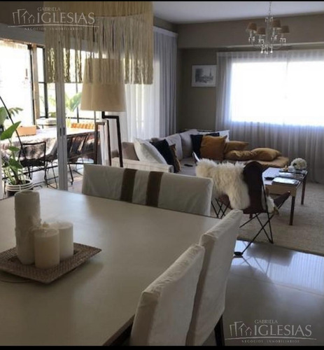 Casa Sobre Lote Interno En Venta- Santa Catalina Villanueva