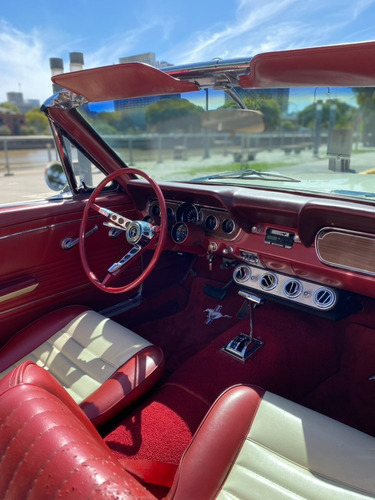 Ford Mustang Descapotable