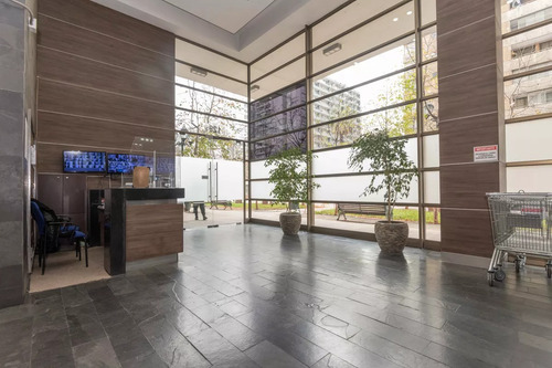 Moderno Departamento En Arriendo 1d/1b Santiago Centro