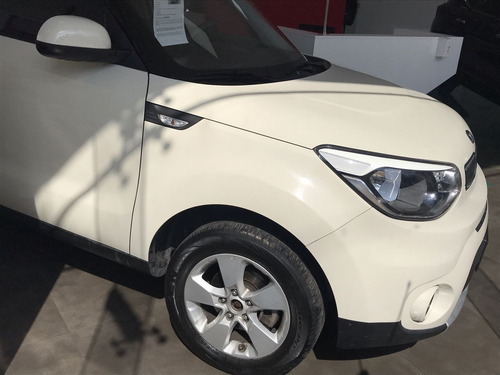Imagen 2 de 15 de Kia Soul 2019 1.6 Lx Mt