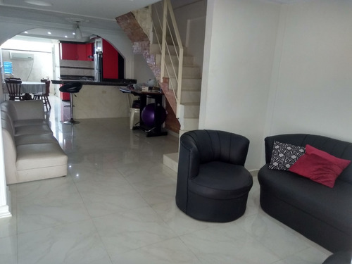 Imagen 4 de 11 de Venta Casa En Urb. Laguna Club San Diego Edo. Carabobo