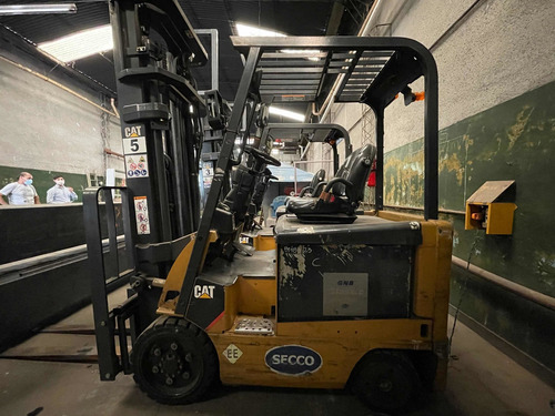 Autoelevador Electrico Caterpillar Cat Desplazador