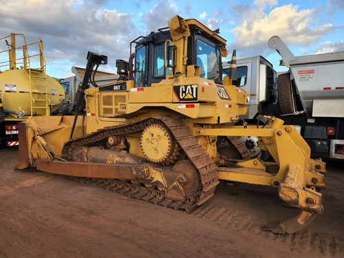 Trator Caterpillar De Esteiras  D6t Ano 2012 Cat Trator 