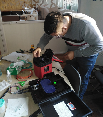 Imagen 6 de 6 de Talleres Prácticos De Fibra Óptica Y Ftth (presenciales)