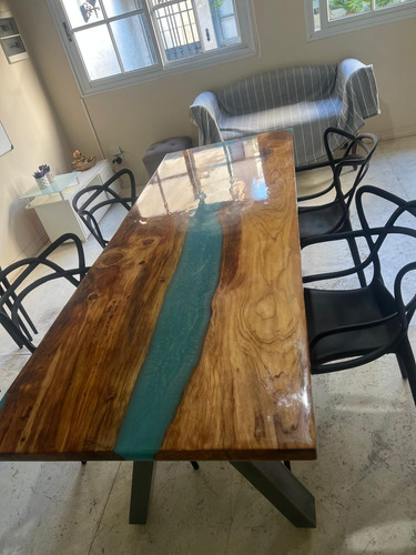 Mesa Con Rio De Resina Epoxi