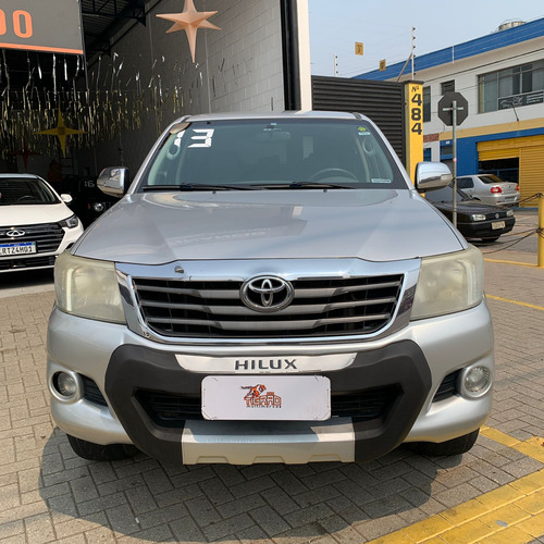Toyota Picape Cabine Dupla Toyota Hilux Cabine Dupla 2.7 SRV CD 4x4 (Flex) (Aut)