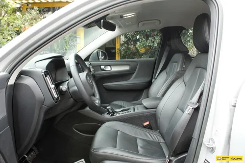 Volvo XC40 2.0 B4 Hibrida At 4x2