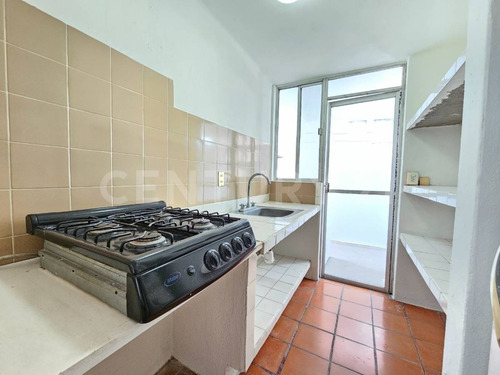 Departamento En Venta En Villa Hamburgo, Versalles, Puerto Vallarta