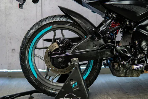 Bajaj Pulsar Ns 200 Fi 2025