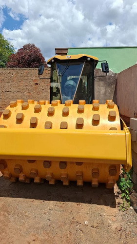 Rolo Compactor Cartepilar Cs11gc Com Divida