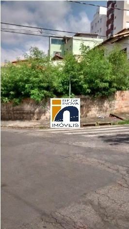 Imagem 4 de 13 de Excelente Lote De Esquina Murado No Bairro Fernão Dias, Ótima Localização.próximo De Vários Tipos De Comércio. - 1116