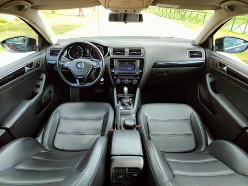Imagem 5 de 12 de Volkswagen Jetta 2.0 Tsi Highline 211cv Gasolina 4p Tiptroni