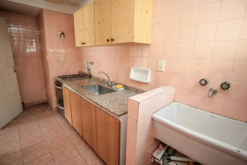 Imagen 9 de 25 de Departamento De 3 Ambientes Con Balcón Francés - Caballito