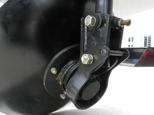 Imagen 10 de 12 de Arado Agricola 4 Discos Hidraulico Marca Bison P Tractor