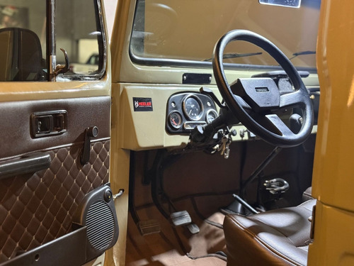 Toyota Bandeirante 4.0 Oj55lp-bl3 4x4 Cs Diesel 2p Manual