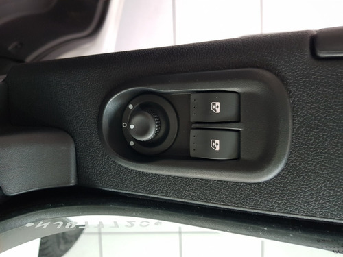 Imagem 8 de 15 de Renault Master Chassi Zero Km 21/2022 A Pronta Entrega
