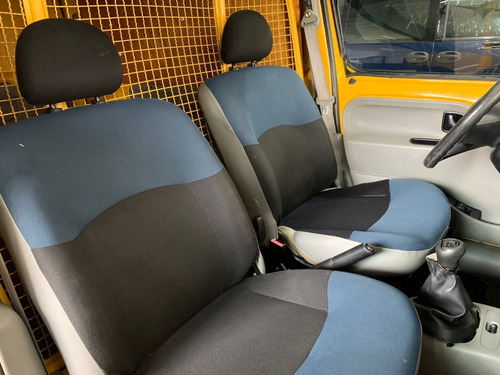 Imagem 9 de 14 de Renault Kangoo 2013 3 Portas Completa